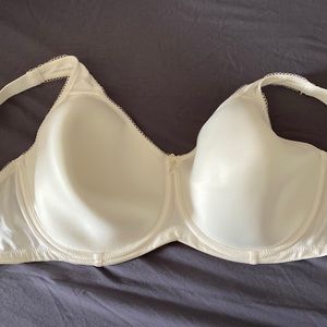 Wacoal spacer t shirt bra 36G